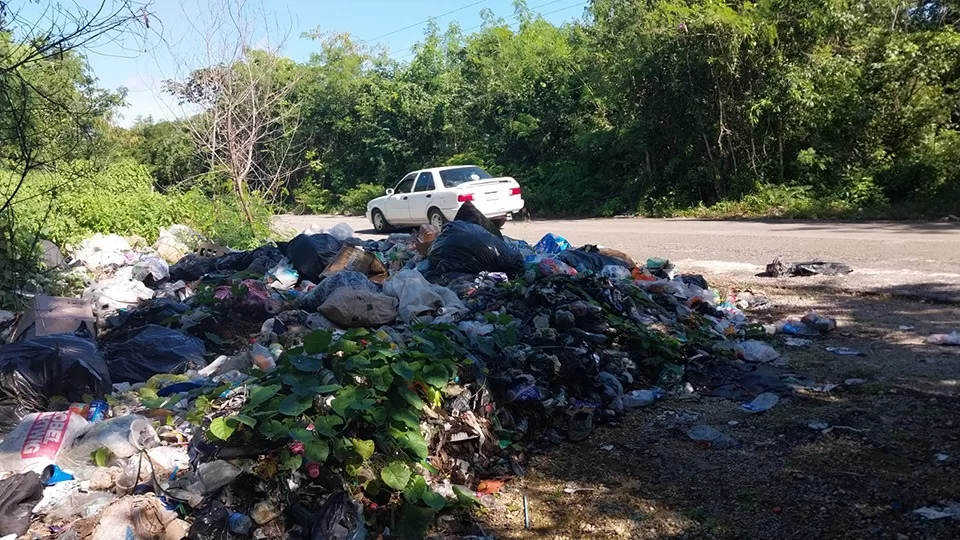 Aumentan considerablemente los basureros clandestinos en Lázaro Cárdenas