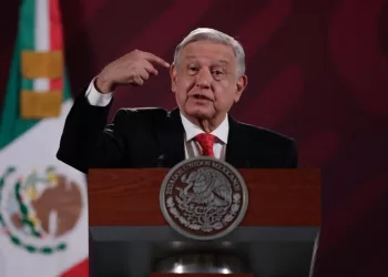 AMLO alista reforma constitucional para prohibir el consumo de drogas químicas