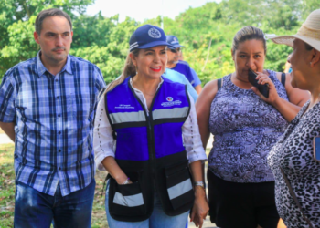 Constata Lili Campos avances en renovación de parque y domo