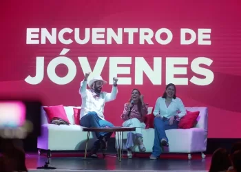 “Pat Boy” el rapero maya más importante de México en “Política sin tanto choro”