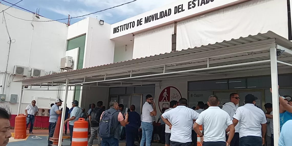 Sin autorización para ampliar concesiones de transporte público en Quintana Roo
