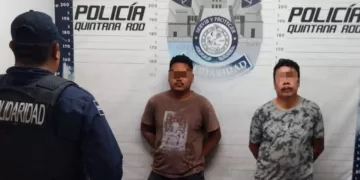 Capturan a dos individuos con un arma larga