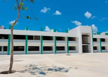 Con inversión de 25 millones de pesos buscan consolidar la Universidad de Tecnológica de Tulum