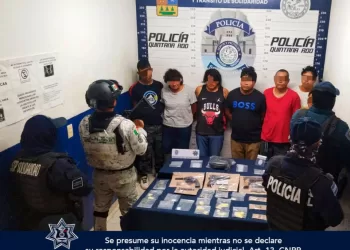 Ocho narcomenudistas detenidos con varios tipos de drogas y tres armas de fuego