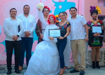 Mejora el rostro de la Zona Fundacional con la pinta de murales de Frida Kahlo