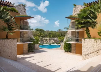 Grupo Xcaret recibe premio como Mejor Proveedor en Turismo de Negocios