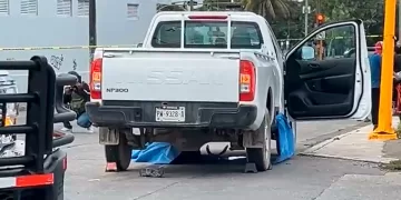 Motociclista pierde la vida en colisión con una camioneta