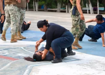 Policía de Cancún se capacita en manejo de armamento y estrategias tácticas