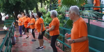 Llamado a combatir la discriminación hacia los adultos mayores