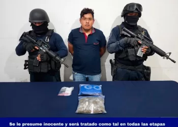 Llevaba a la vista dosis de marihuana en la zona costera de Tulum