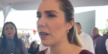Isla Mujeres avanza en el suministro de agua potable y regularización de tierras