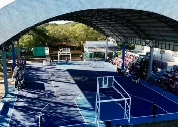 Inauguran espacios deportivos en la primaria Miguel Ortega Navarrete de Puerto Aventuras