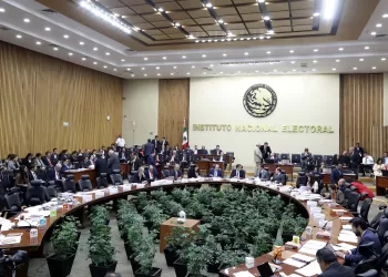 Aprueba anteproyecto sobre sedes y fechas para los debates presidenciales