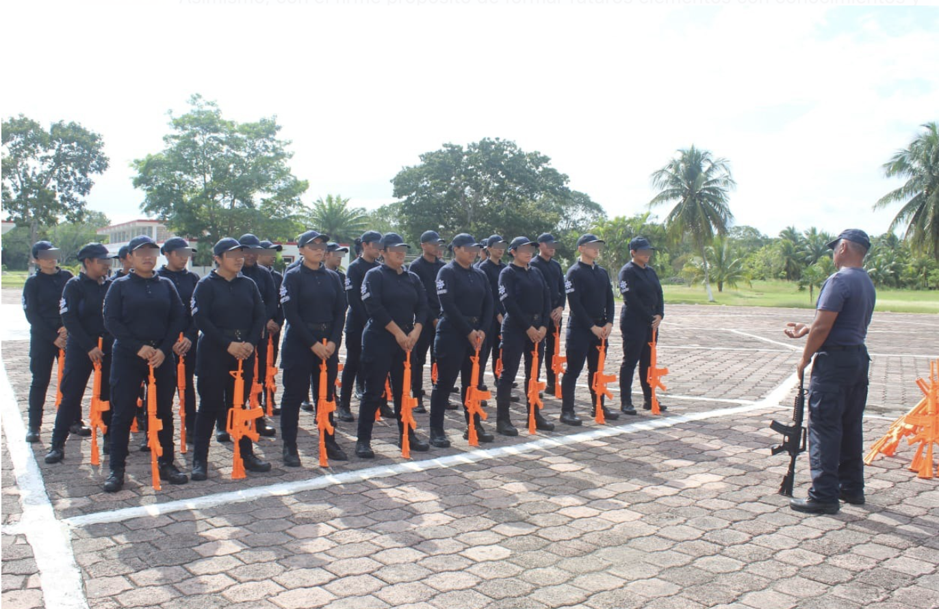 Continúa la convocatoria y preparación de cadetes en la Academia de Policía de Quintana Roo
