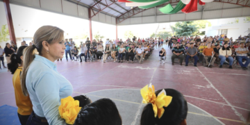 Gobierno municipal brinda apoyo a estudiantes de primaria y secundaria