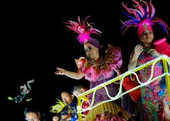 Mara Lezama destaca el Carnaval de Cozumel como el más vibrante del Estado