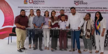 Establece el IDAIPQROO por primera vez, el distintivo escuela transparente