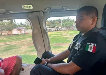 Intensifican búsqueda en alta mar por dos pescadores desaparecidos en Chiquilá