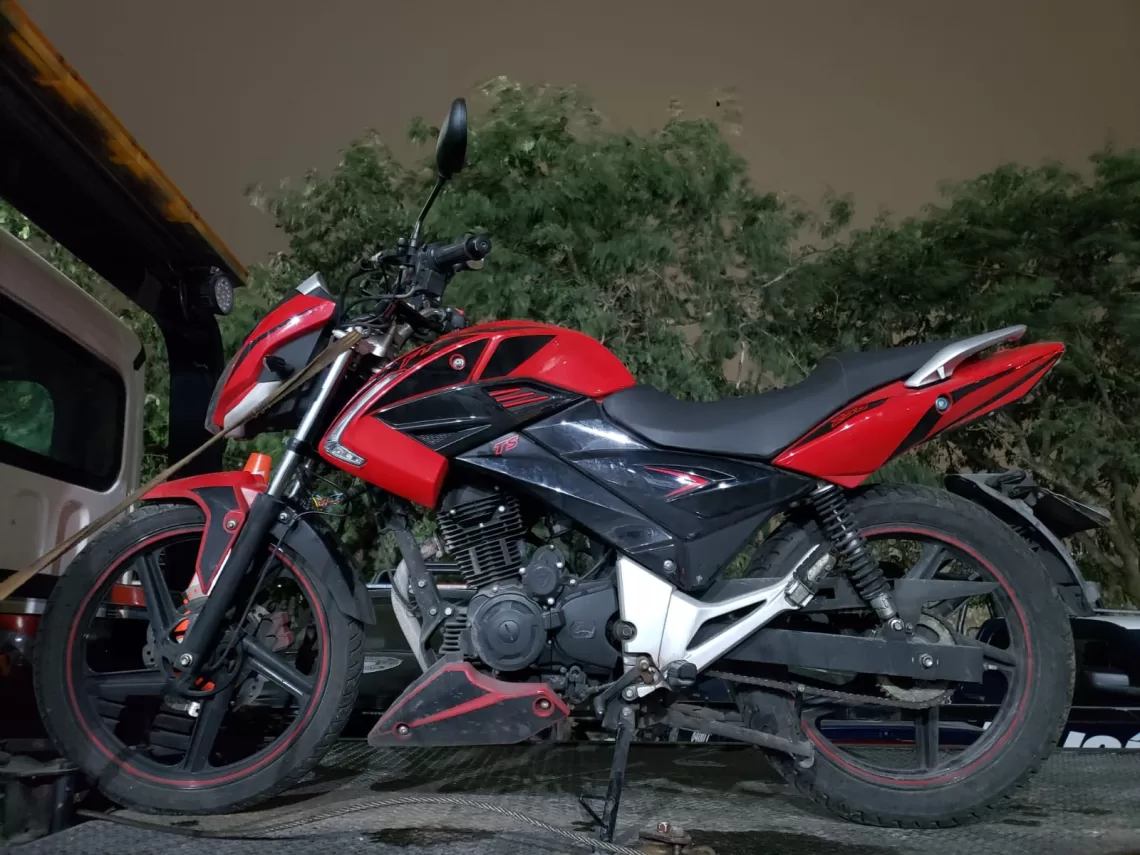 Menor detenido cuando trataba de robarse una moto de edificio en Playa del Carmen