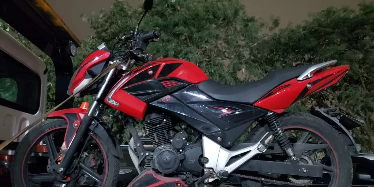 Menor detenido cuando trataba de robarse una moto de edificio en Playa del Carmen