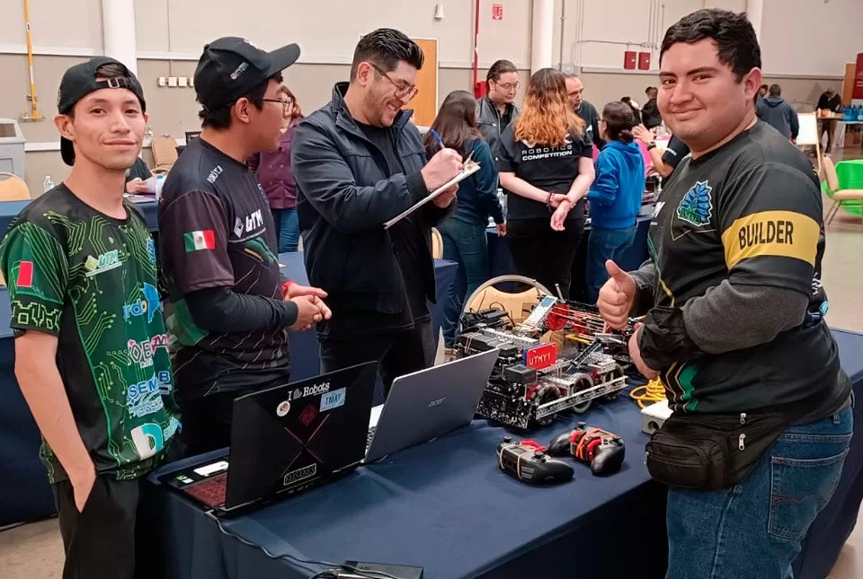 Club de Robótica Faisanes de la UTM representará a México en un torneo en Dallas