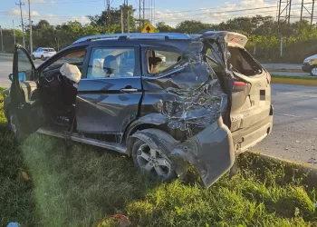 Carambola de tres vehículos en la Colosio sin lesionados
