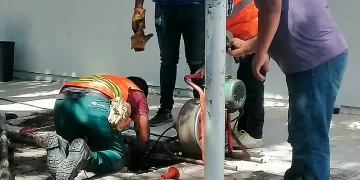 Regresan a clases alumnos de escuela de Chetumal, hacen caso a queja de padres
