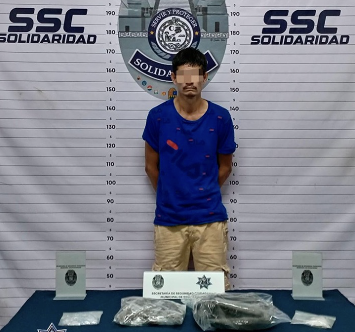 Asegurado un individuo con más de 70 envoltorios de varios tipo de drogas