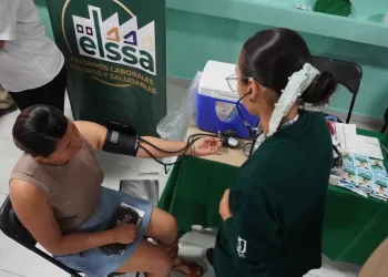 El IMSS y la CROC Cancún firman convenio para impulsar entornos laborales seguros