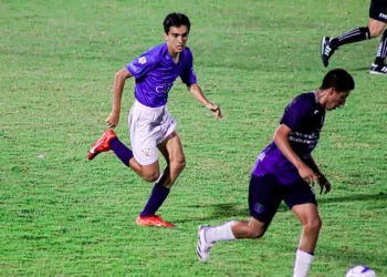 Adonai García, brilla en doble debut profesional con el Inter Playa