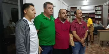 Morena Quintana Roo entrega lista de candidatos a diputados locales, pero mantiene en secreto sus nombres