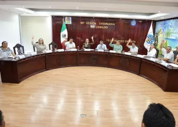 Cabildo de Isla Mujeres aprueba licencia temporal de la alcaldesa Atenea Gómez
