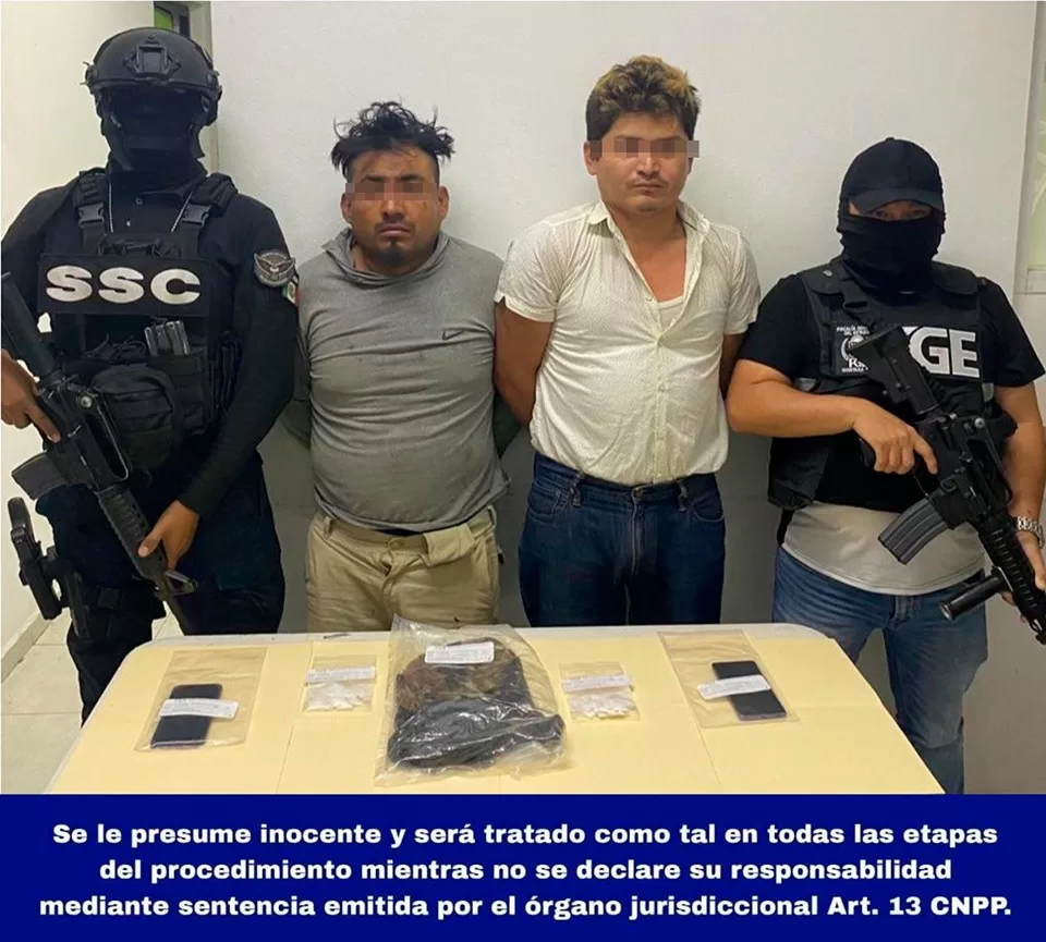 Interceptados par de narcomenudistas al intentar escapar de la policía