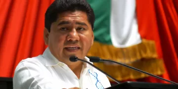 Filiberto Martínez encabeza la lista del PRI a candidatos de representación proporcional