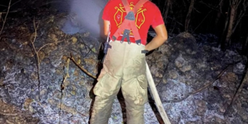 Se sofoca incendio forestal en Puerto Morelos tras intensas jornadas de combate