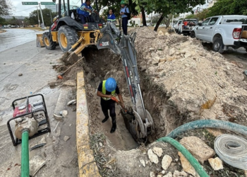 Exhortan a estar pendientes de baja en el servicio de agua obras de renovación en la red