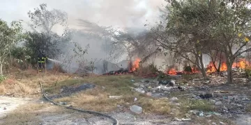 Reportan incendio en céntrica