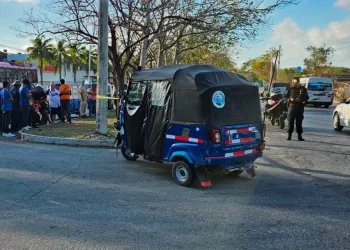 Trágico accidente en la Avenida Kabah deja un motociclista fallecido