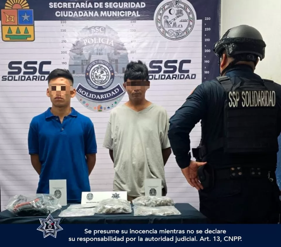Dos jóvenes, capturados con más de 200 dosis de drogas