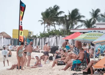 Estados Unidos lidera el flujo de visitantes al Caribe Mexicano con el 37.6%