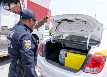 Oficiales de la MARINA participan en filtros de inspección en Chetumal