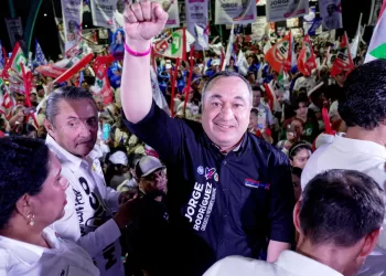 Hay que salir a votar sin miedo y en libertad, asegura Jorge Rodríguez