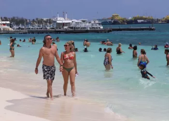 Recomiendan extremar precauciones para prevenir un golpe de calor