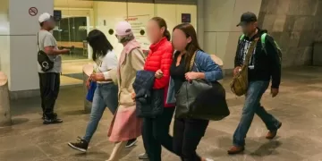 Arrestan en Tijuana a dos mujeres, las acusan de millonario fraude en Playa del Carmen