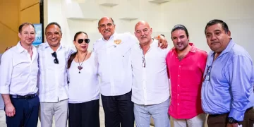 Candidatos exponen propuestas ante la Asociación de Hoteles de Tulum