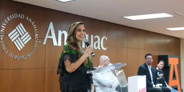 Inaugura Mara Lezama el 10º Congreso Internacional de Diseño