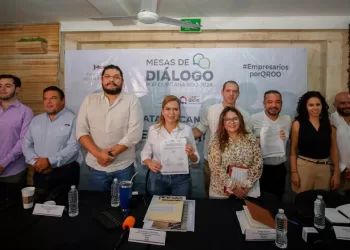 Lili Campos establece compromisos con empresarios para el desarrollo de Solidaridad