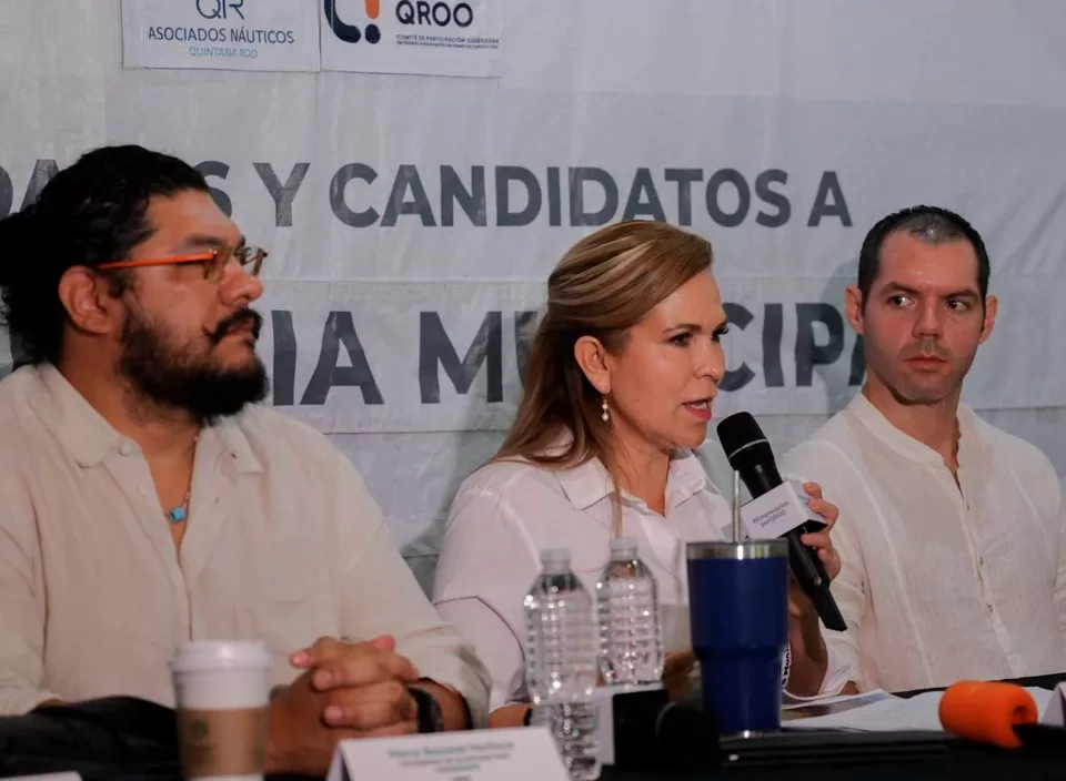 Lili Campos establece compromisos con empresarios para el desarrollo de Solidaridad