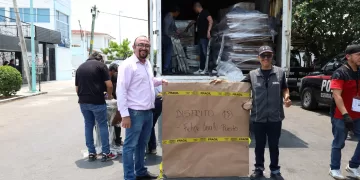 Llegan al IEQROO las boletas electorales para la elección de ayuntamientos y diputaciones locales del 2 de junio.