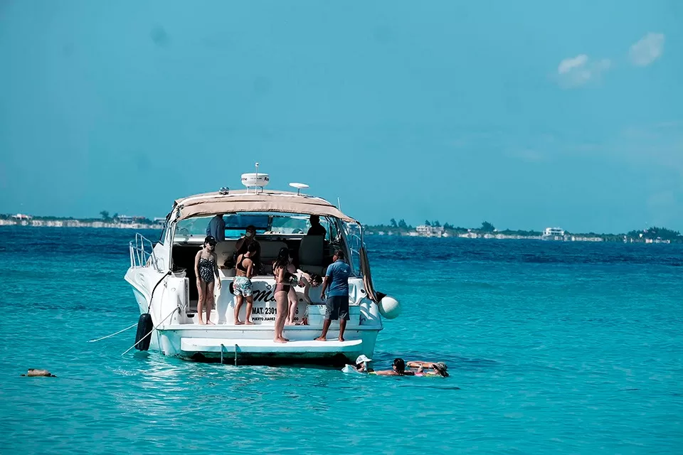 Quintana Roo impulsa a negocios turísticos con registro en Retur-Q